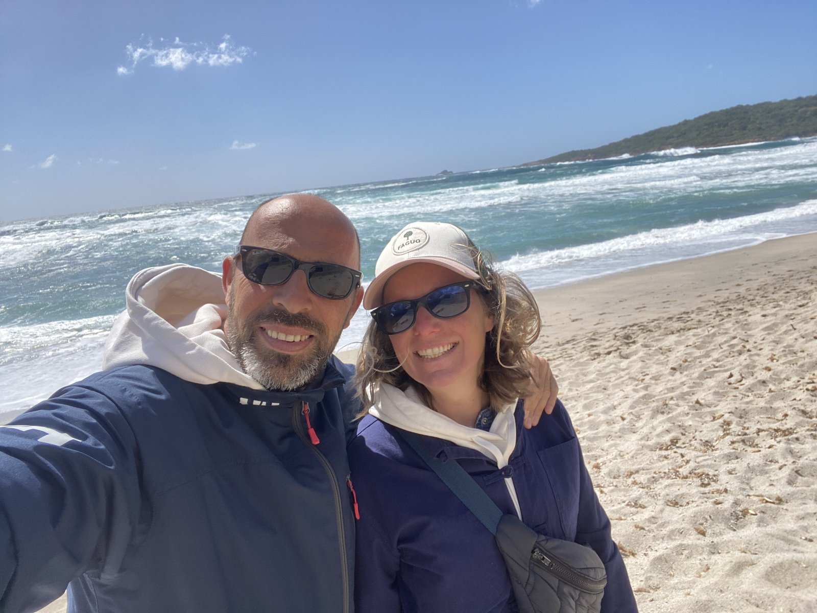 Maud et Nicolas, équipage engagé du catamaran SOGNUDIMARE